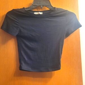 Black Short Sleeve Women's Crop Top NWOT